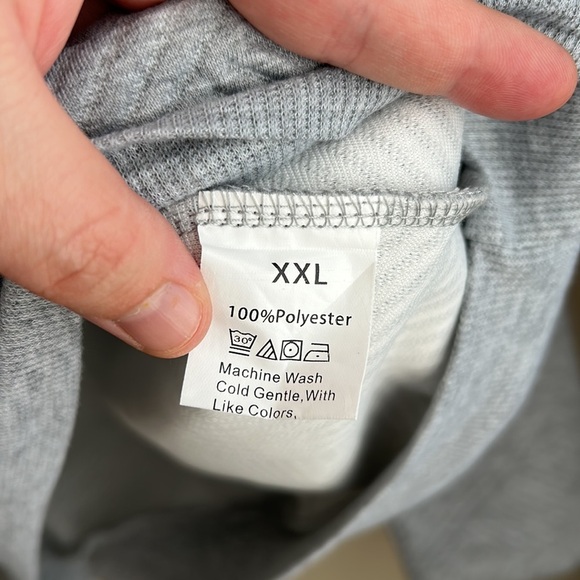 Women’s pullover, no tags. Fun stitching pattern. - Picture 4 of 5